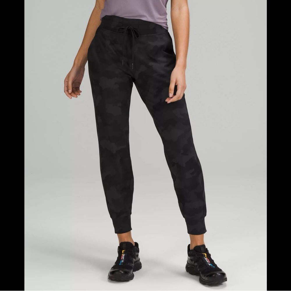 Lululemon Ready to Rulu High-Rise Jogger